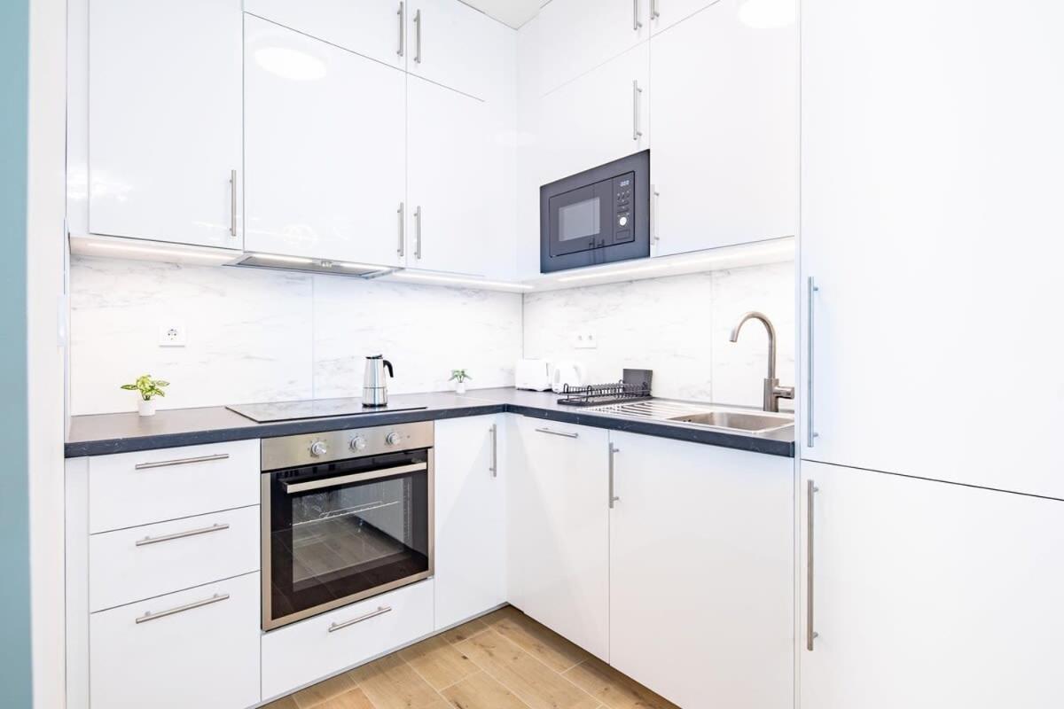 Free Parking - Balcony - Sunny - New Apartment Budapest Exterior photo